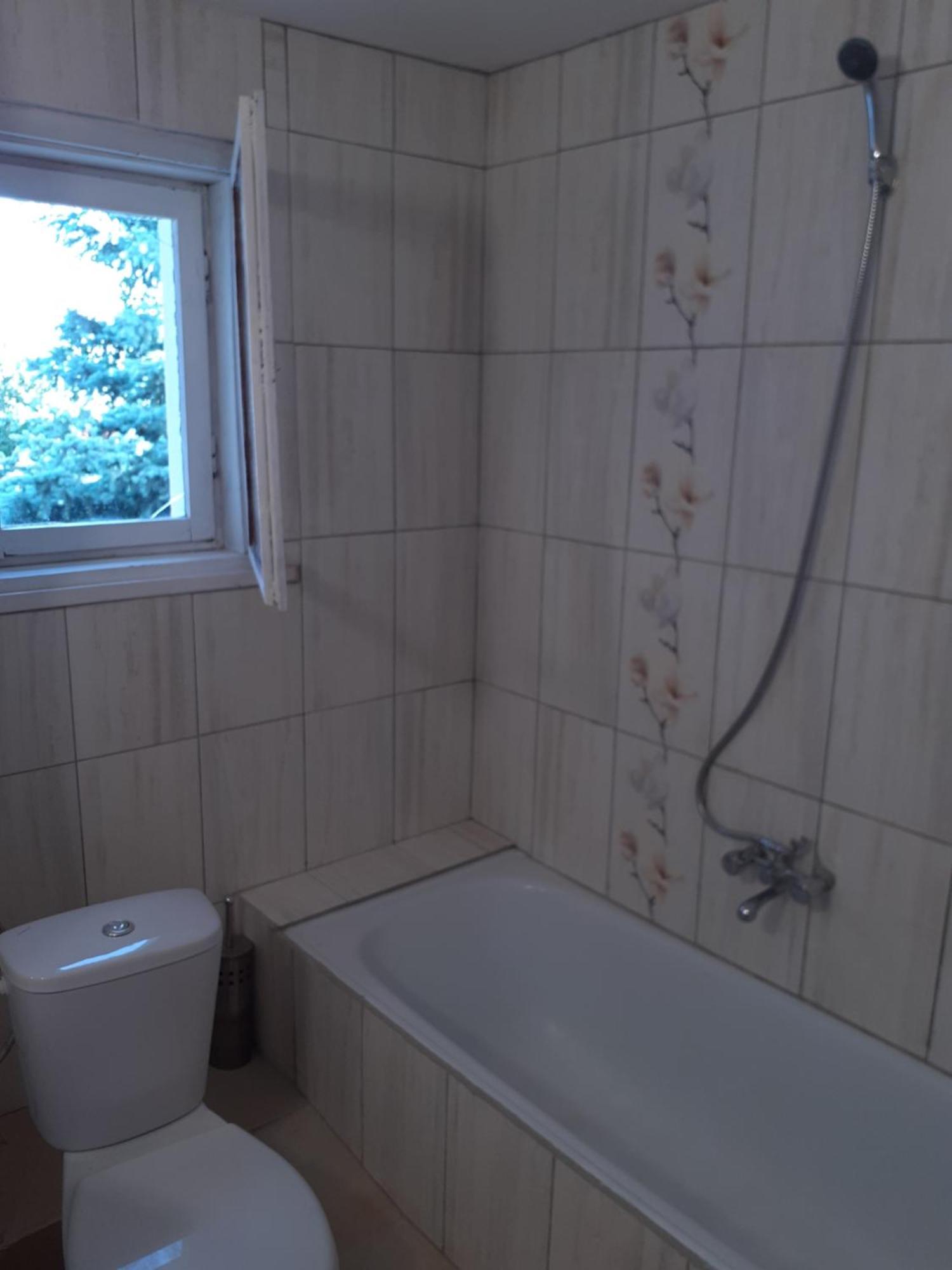 Easy Rooms ساباريفا بانيا المظهر الخارجي الصورة